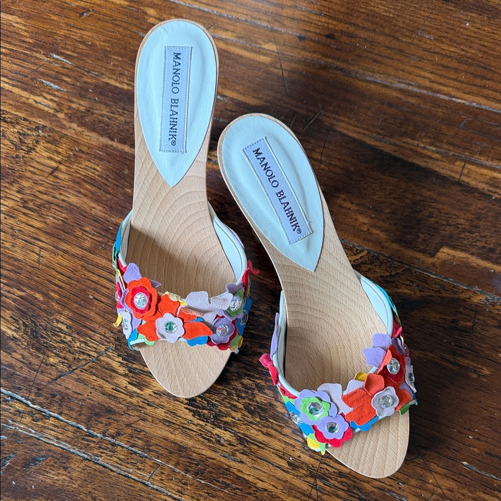 Manolo Blahnik 2000s flower and crystal wooden heels